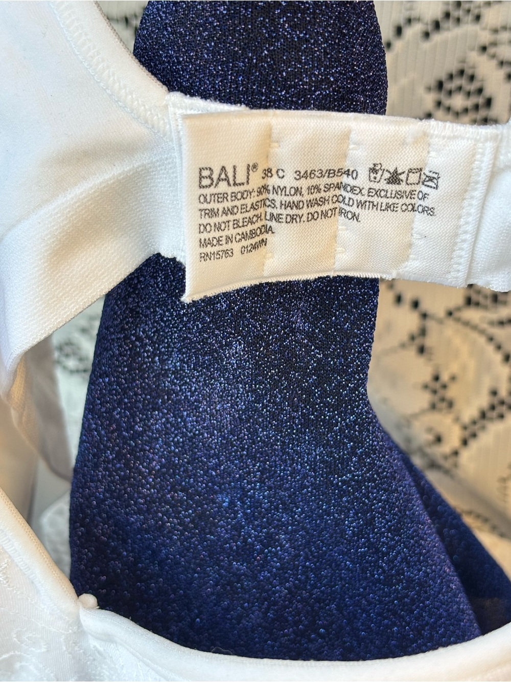 NWT Bali White Wireless Seamless Cool Comfort Bra Size L - Picture 8 of 10
